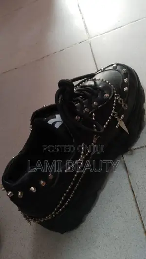Black High Top Sneakers Size 39