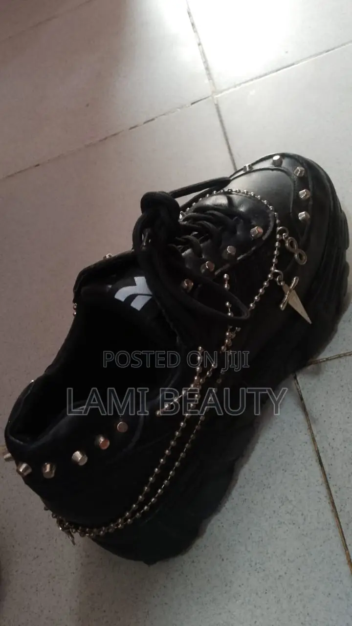 Black High Top Sneakers Size 39