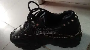 Black High Top Sneakers Size 39