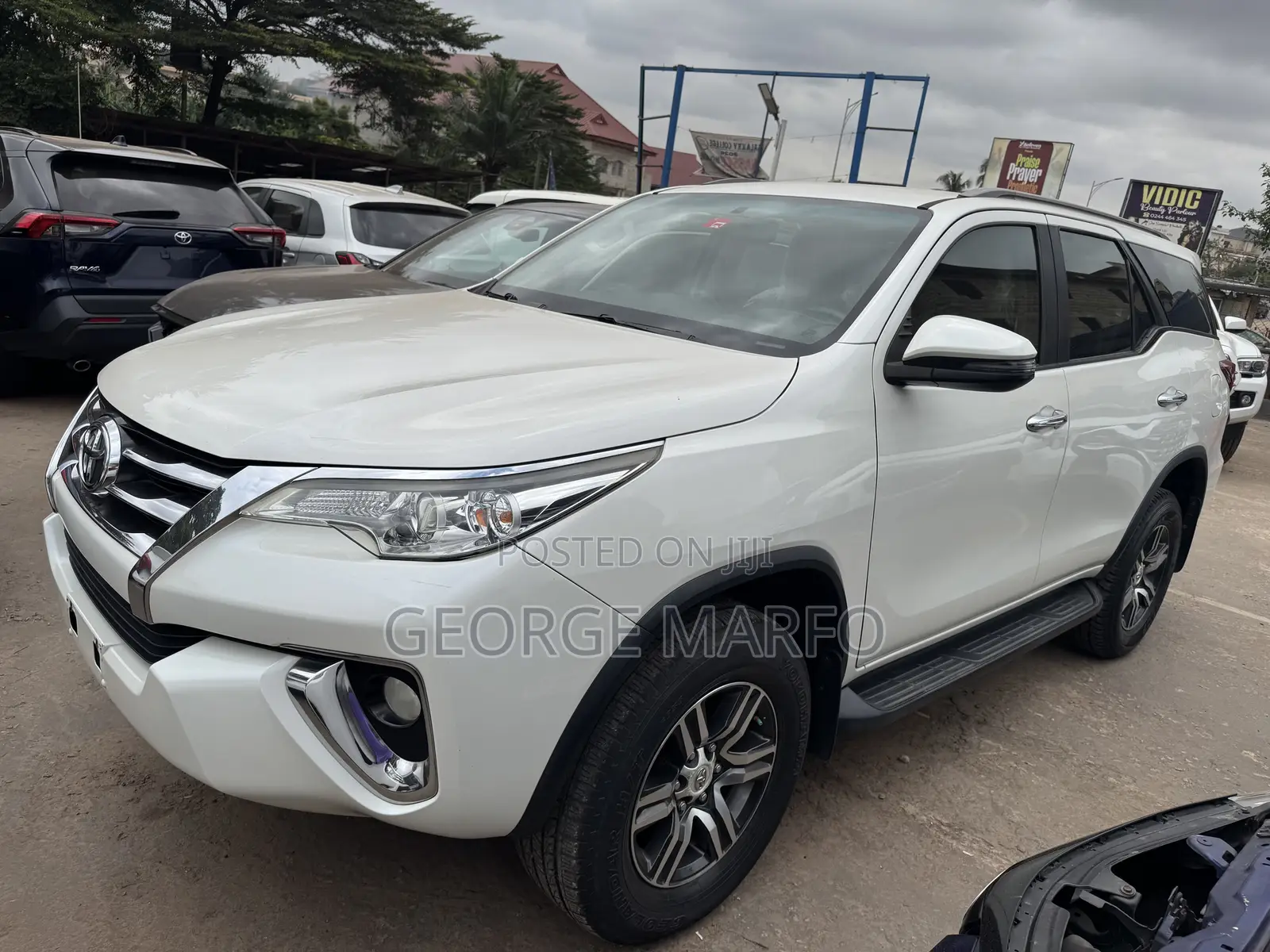 Toyota Fortuner 2019 White