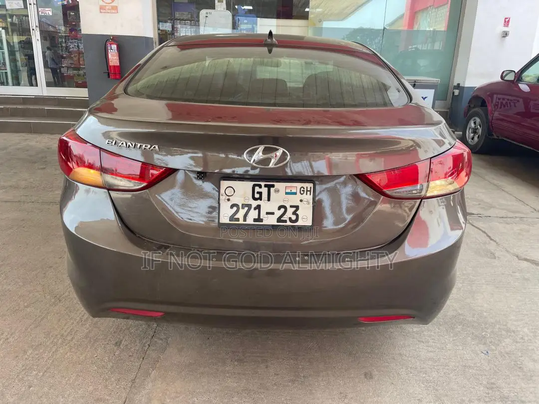 Hyundai Elantra 2013 Brown