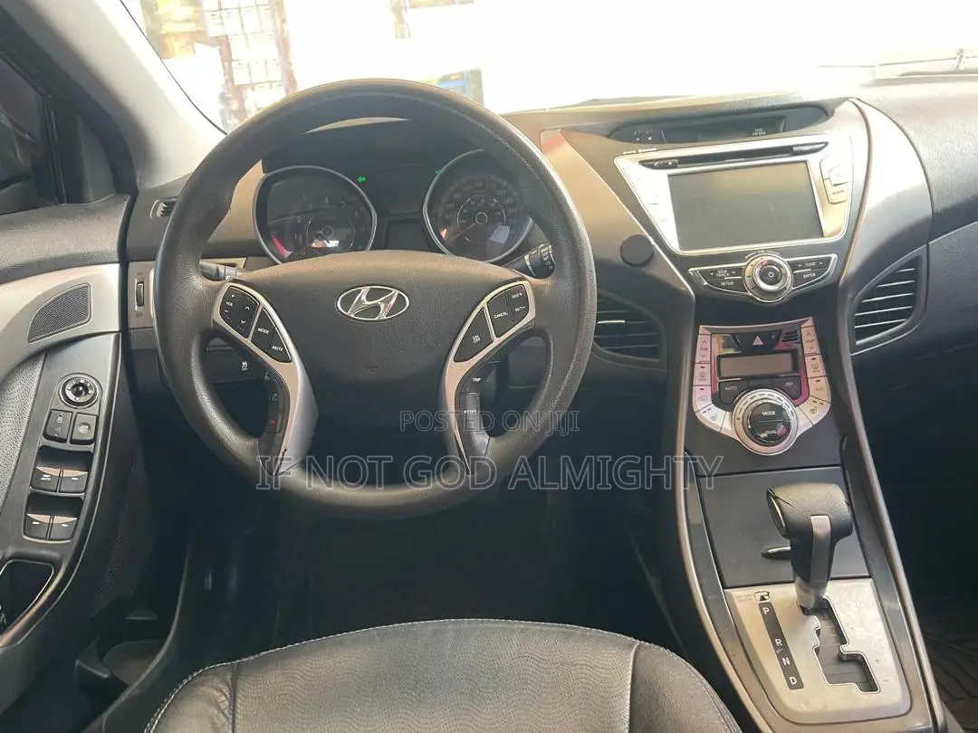 Hyundai Elantra 2013 Brown