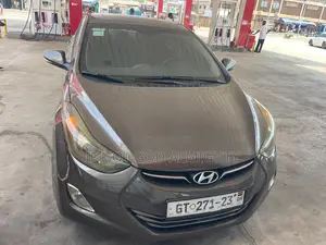 Hyundai Elantra 2013 Brown