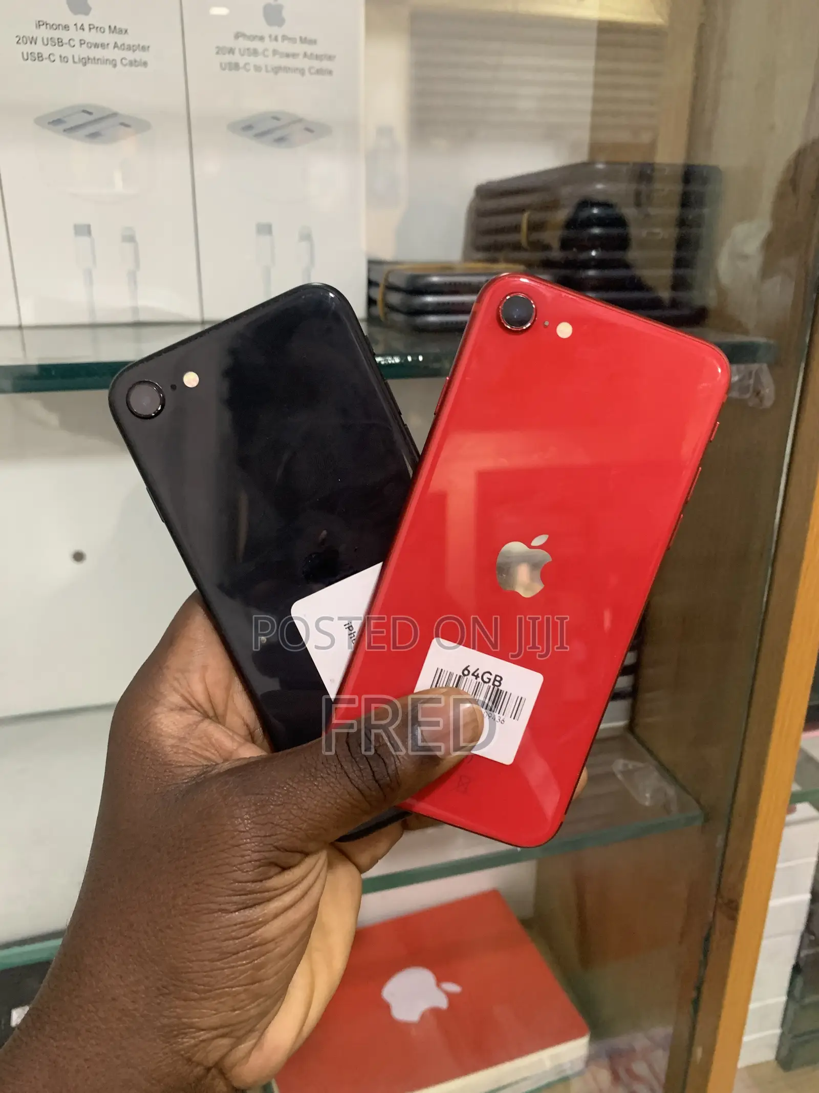 Apple iPhone SE (2020) 64 GB Black