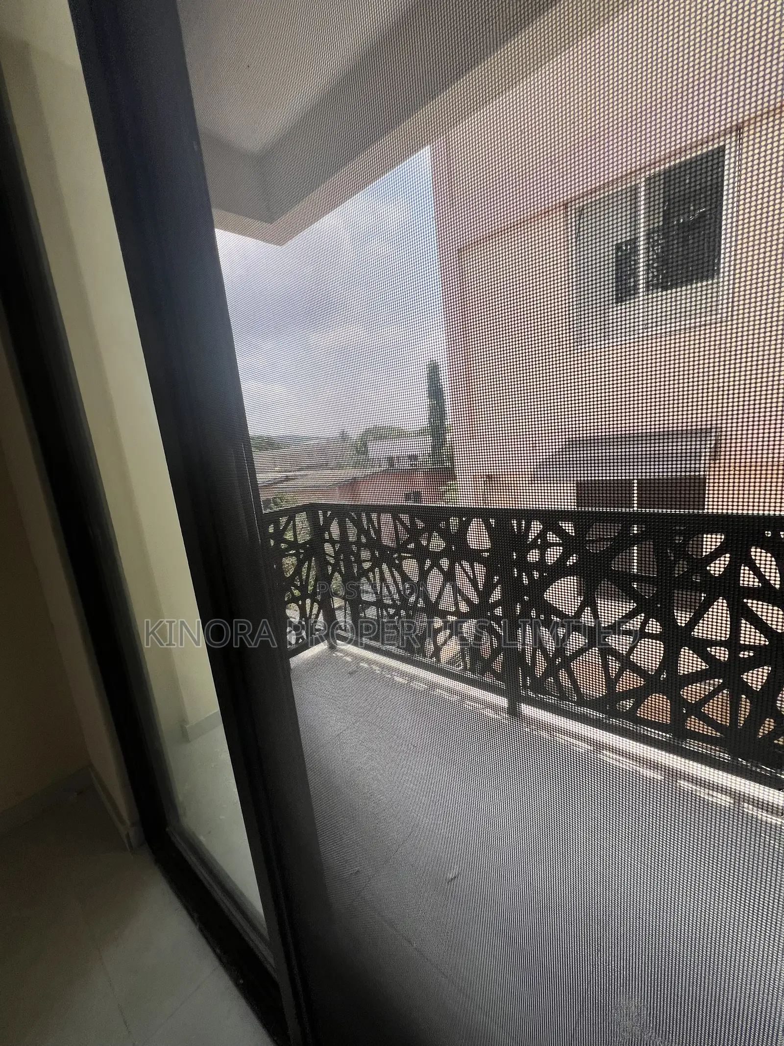 2bdrm Apartment in Winsconsin, North Legon for rent