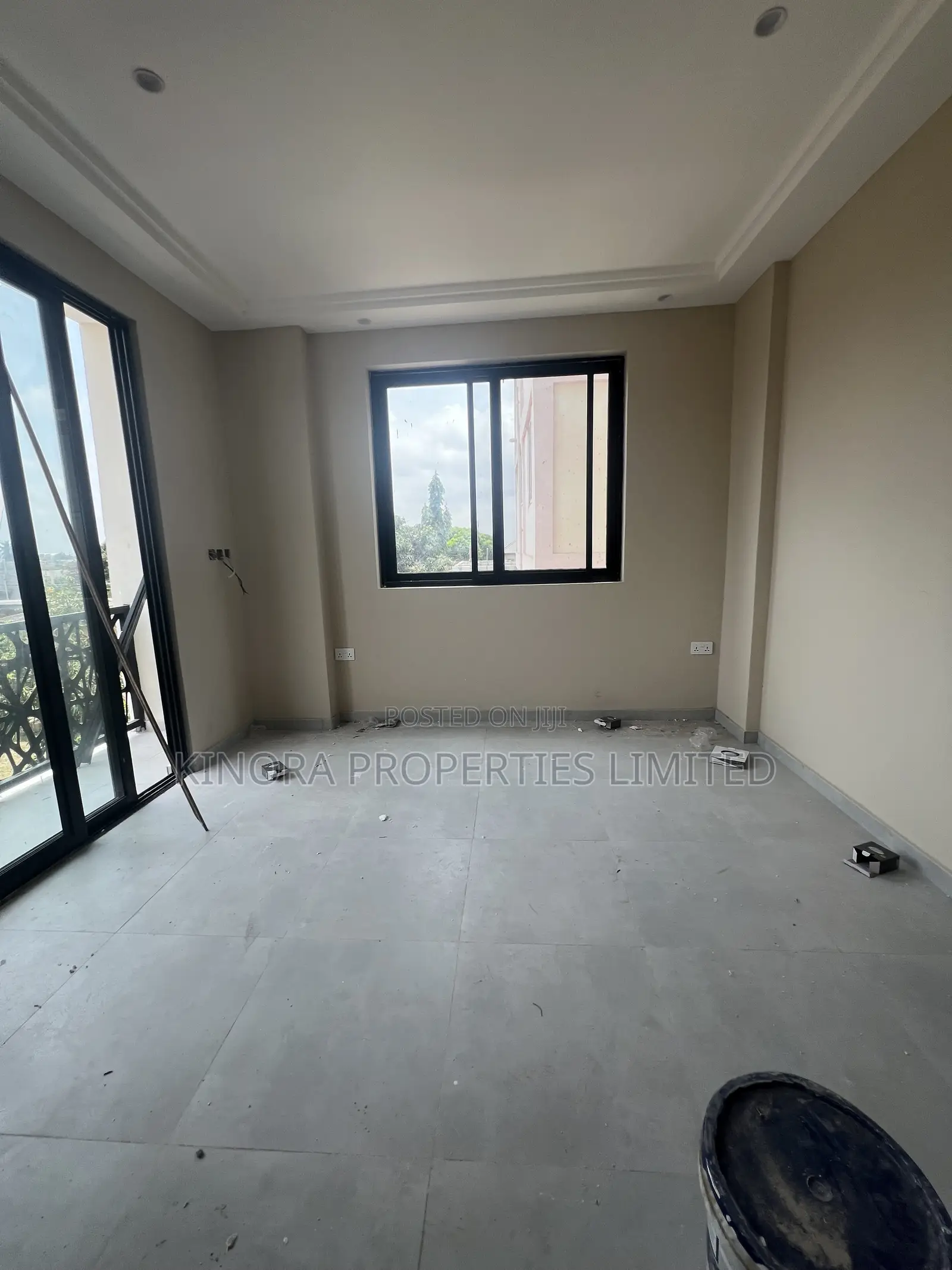 2bdrm Apartment in Winsconsin, North Legon for rent