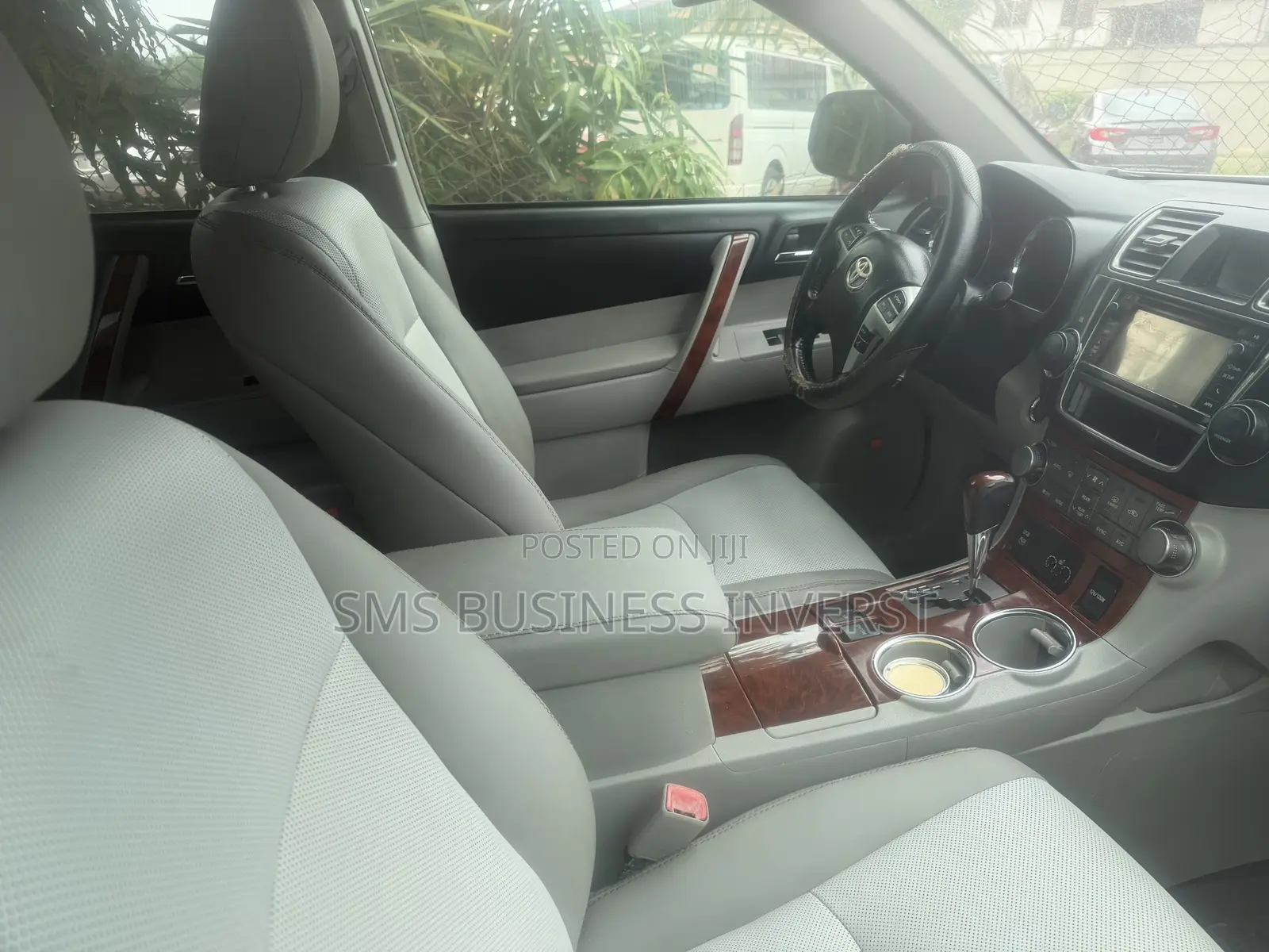 Toyota Highlander Limited 3.5l 4WD 2013 White