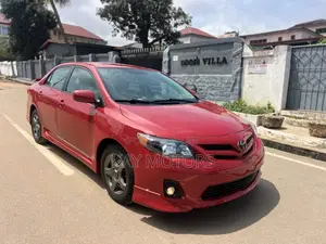 Toyota Corolla S 4dr Sedan (1.8L 4cyl 4A) 2013 Red