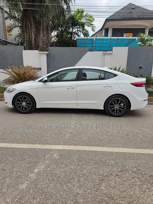 Hyundai Elantra 2017 White