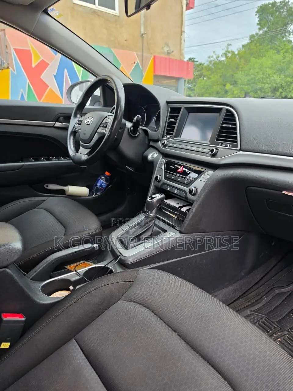 Hyundai Elantra 2017 White