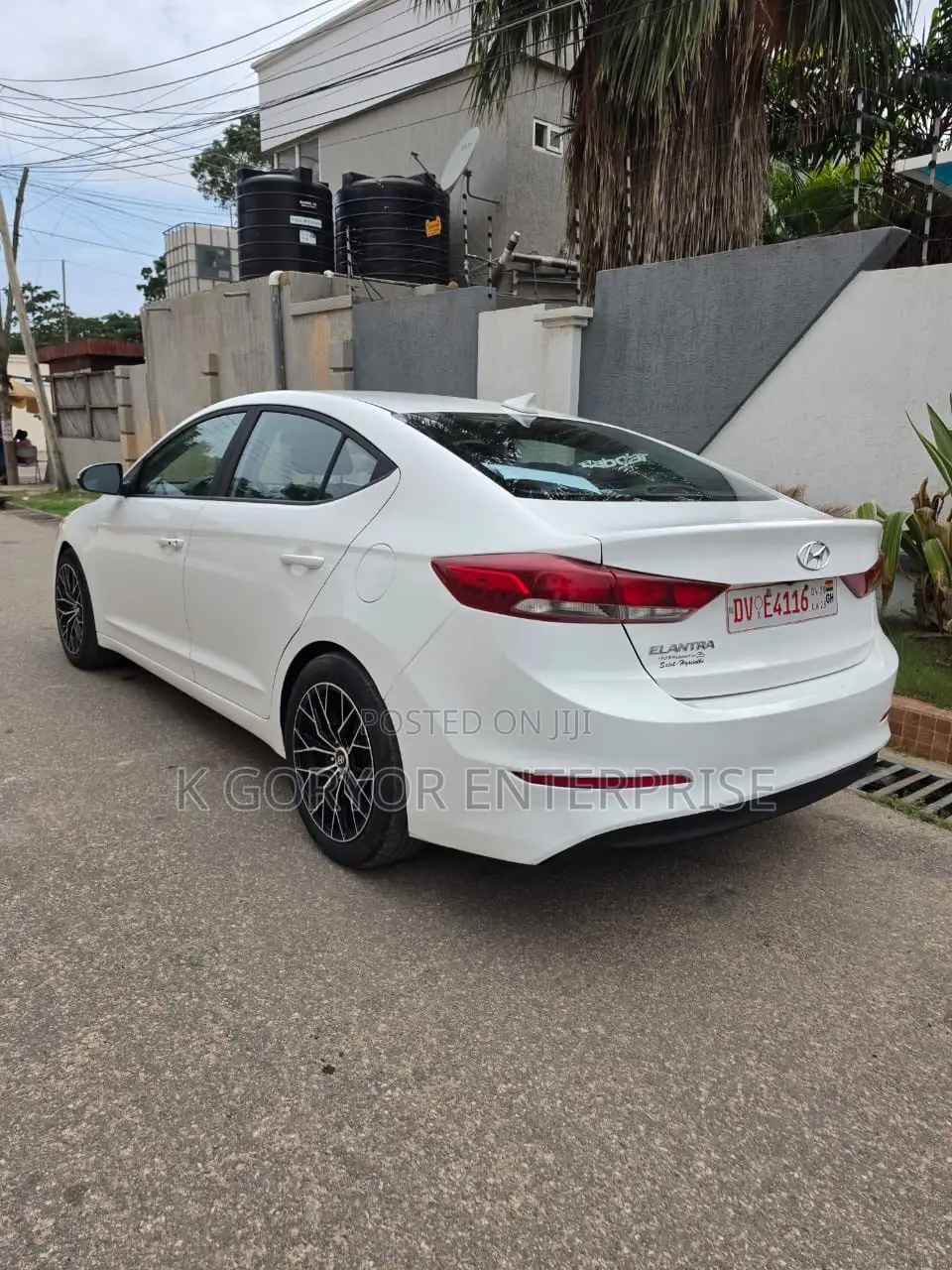 Hyundai Elantra 2017 White