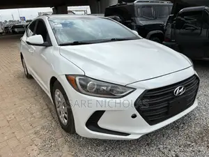 Hyundai Elantra 2017 White