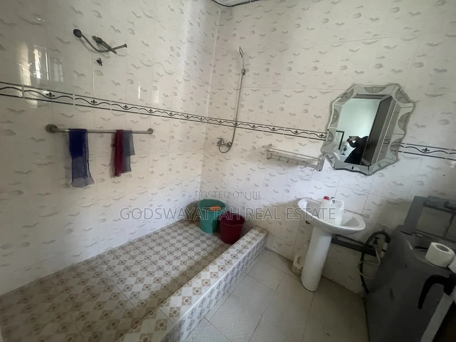 2bdrm House in East Legon, Adjiriganor for rent