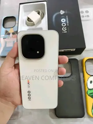 New Vivo iQOO 15 512 GB Silver