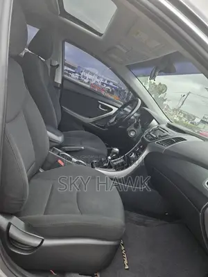 Hyundai Elantra Limited 4dr Sedan (1.8L 4cyl 6A) 2015 Gray