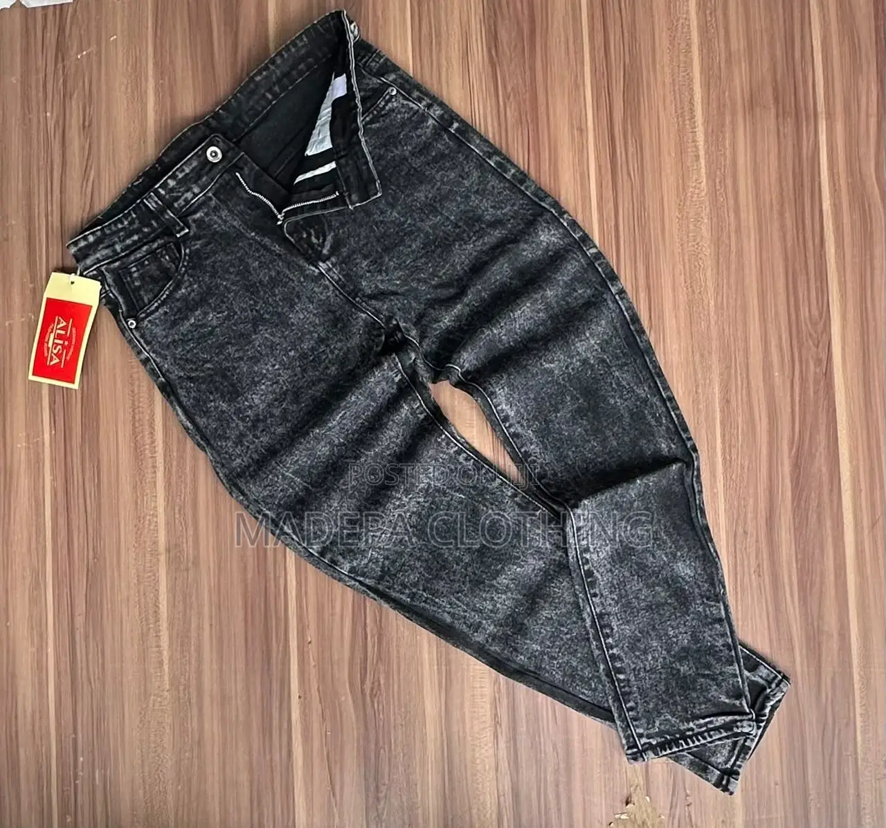 Official Faded Design Jeans