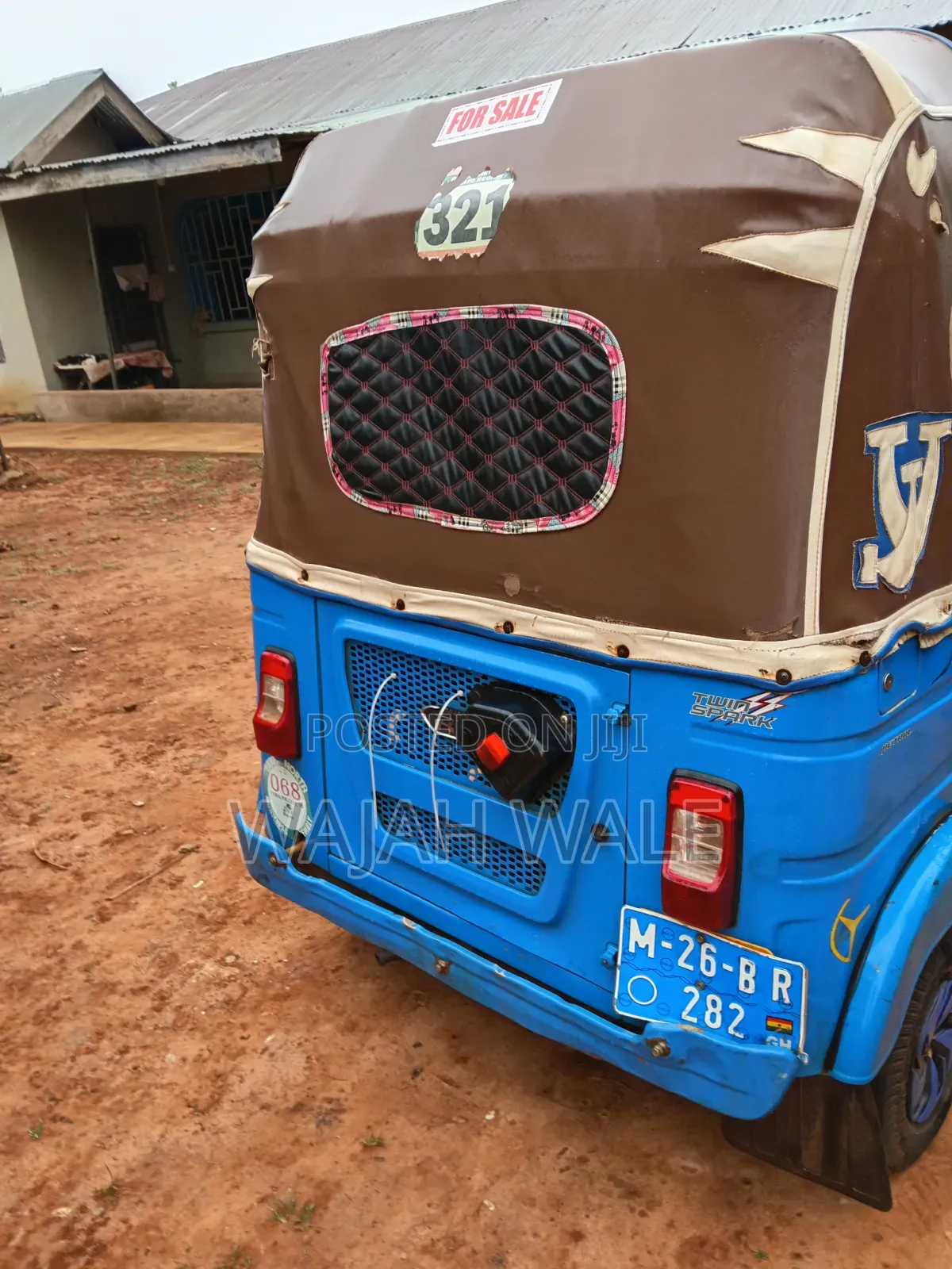 Bajaj RE 2025 Blue