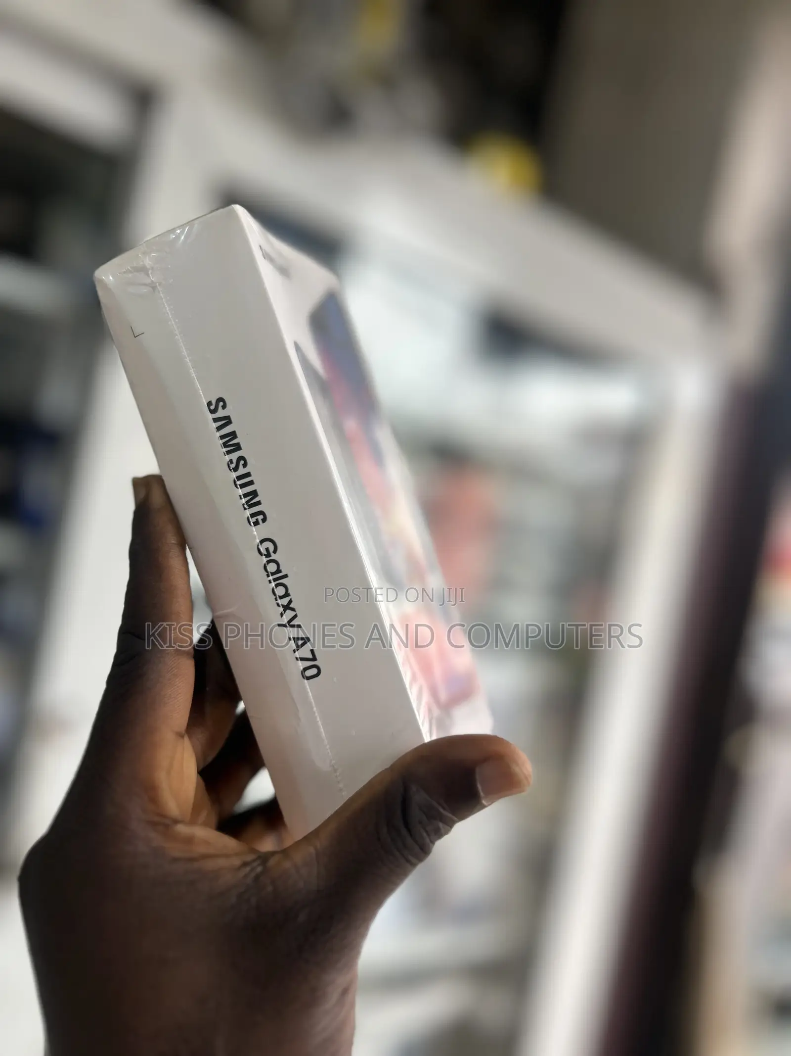 New Samsung Galaxy A70 128 GB Black