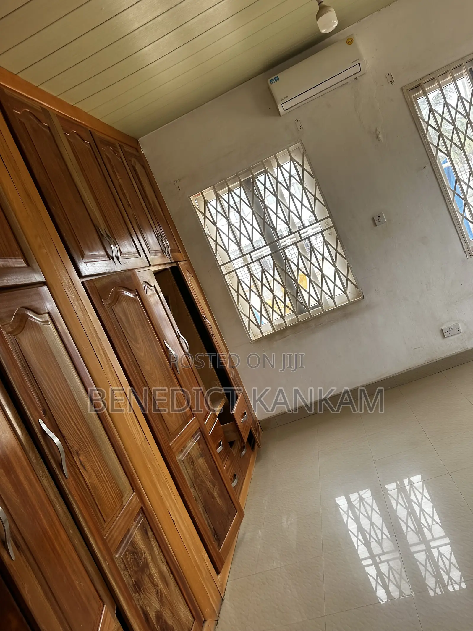 Furnished 5bdrm House in Lakeside for sale