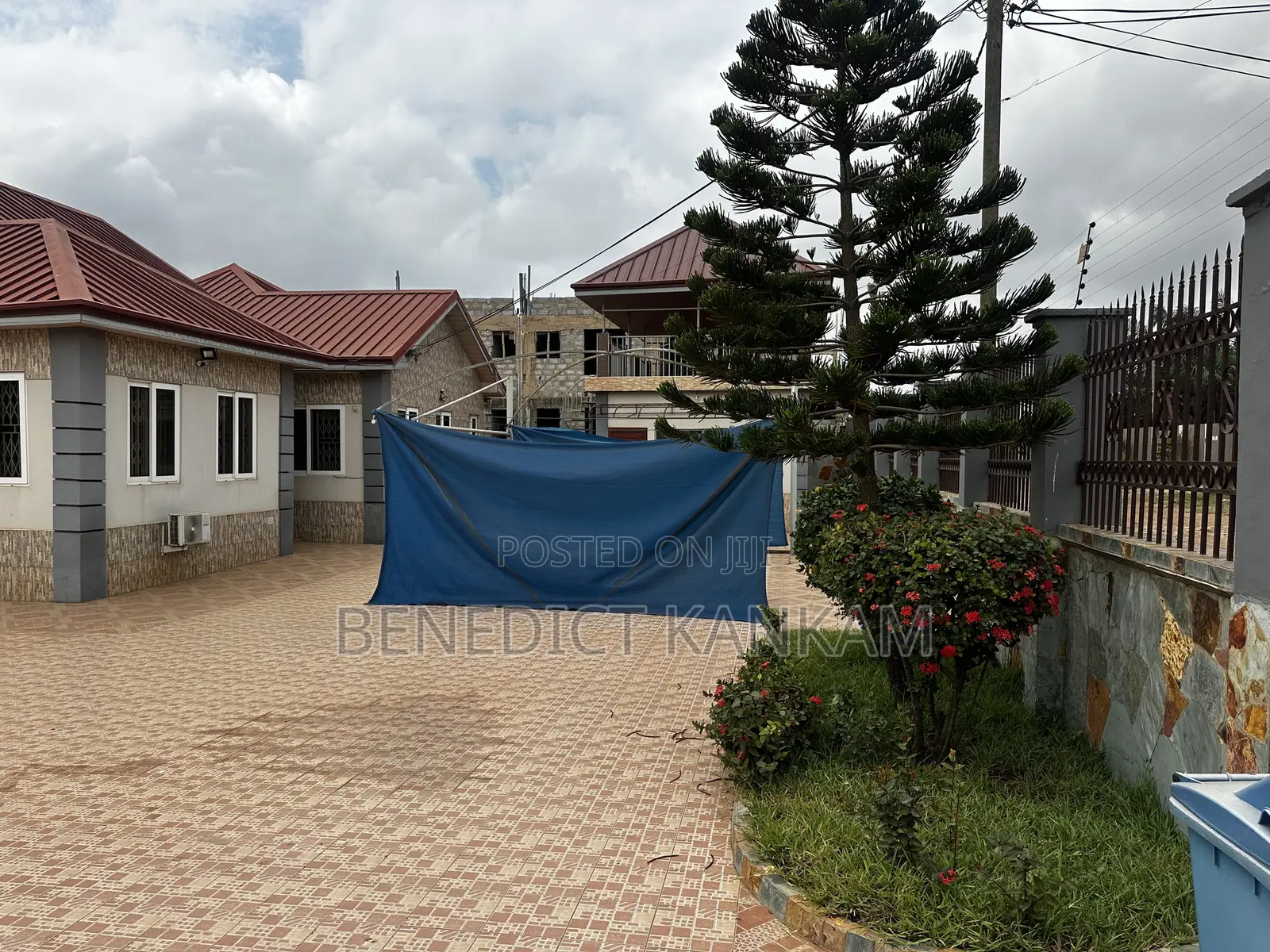 Furnished 5bdrm House in Lakeside for sale