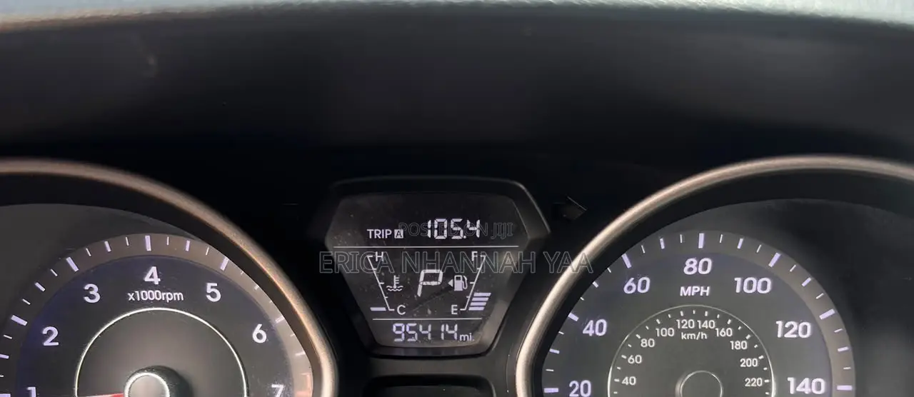Hyundai Elantra 2016 Gray