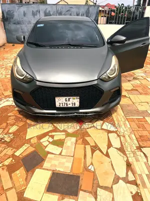 Hyundai Elantra 2016 Gray