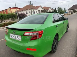 Toyota Camry 2014 Green