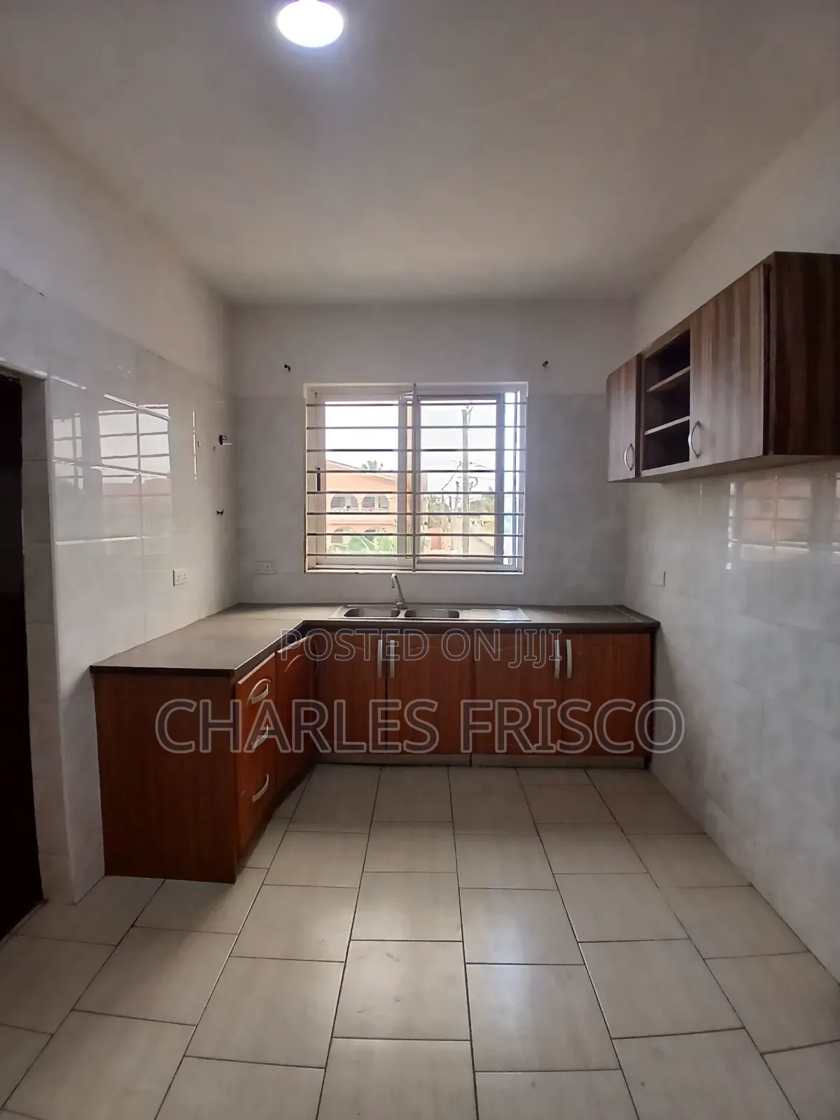 3bdrm Apartment in Madina Estate for rent