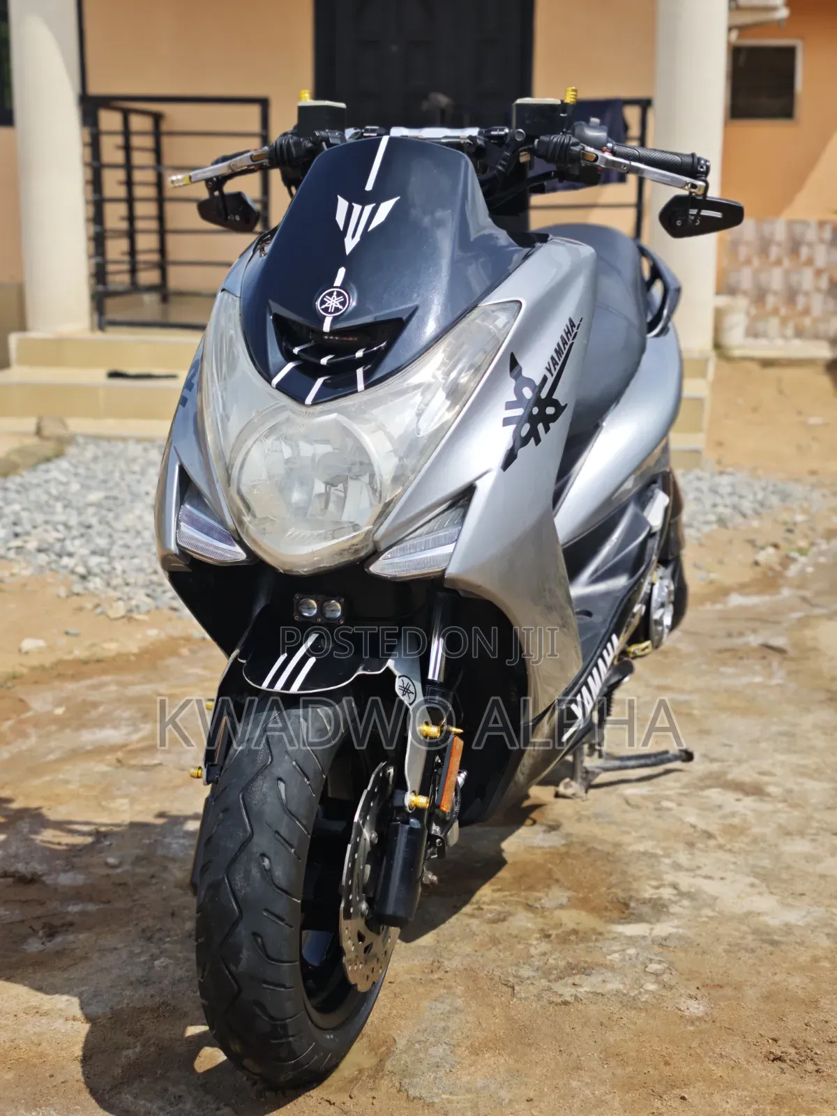Yamaha Majesty 2018 Silver