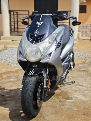 Yamaha Majesty 2018 Silver