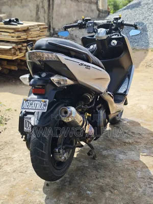 Yamaha Majesty 2018 Silver