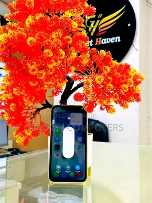 Apple iPhone 11 128 GB Yellow