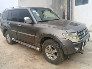 Mitsubishi Pajero 2008 Brown