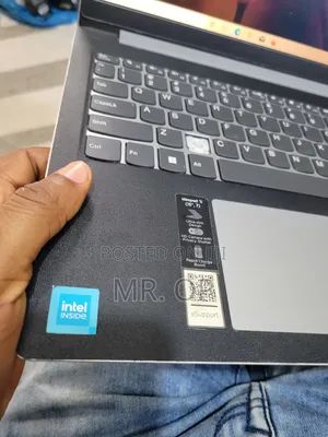 Laptop Lenovo 12GB Intel SSD 256GB