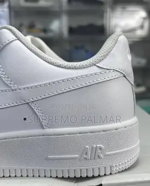 Nike Air Force 1 ’07 Low – Triple Black / White Casual Sneakers