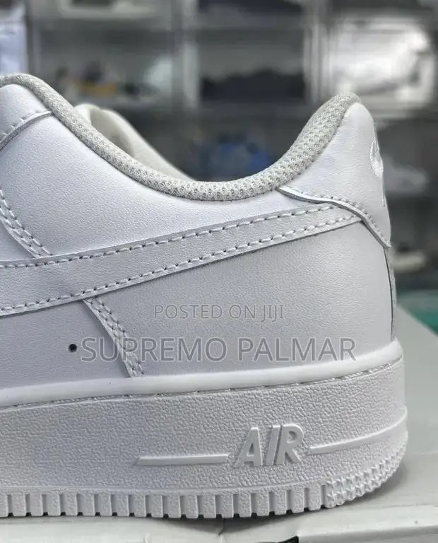 Nike Air Force 1 ’07 Low – Triple Black / White Casual Sneakers