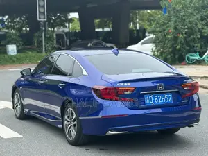 Honda Accord Sport (2.0L 4cyl Turbo 6M) 2019 Blue