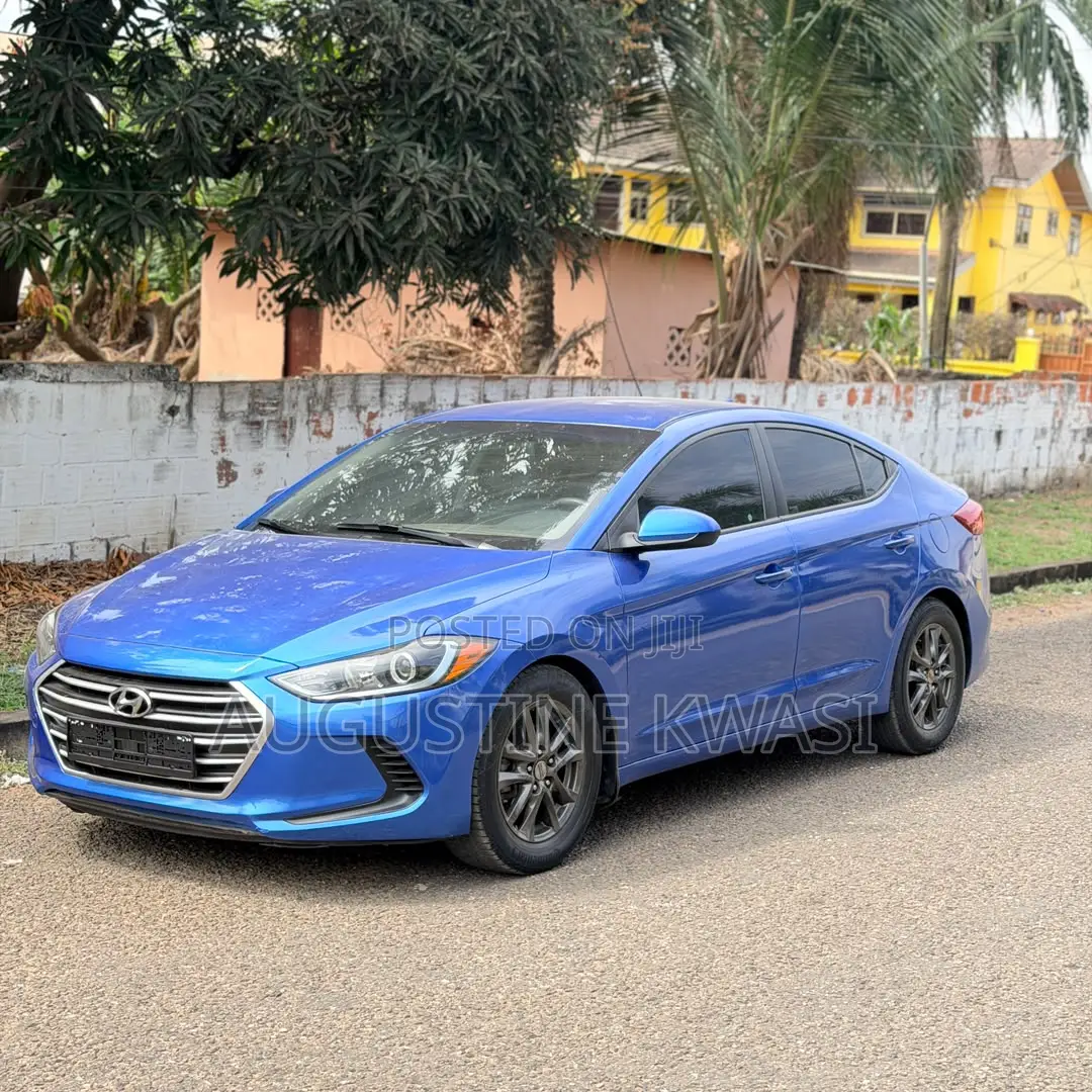 Hyundai Elantra Limited Sedan FWD (2.0L 4cyl 6A) 2017 Blue