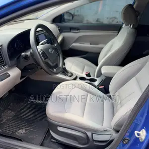 Hyundai Elantra Limited Sedan FWD (2.0L 4cyl 6A) 2017 Blue