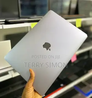 Laptop Apple MacBook Pro 2015 16GB Intel Core i7 SSD 512GB