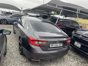 Honda Accord 2019 Gray