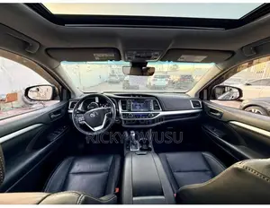 Toyota Highlander XLE 2019 Black