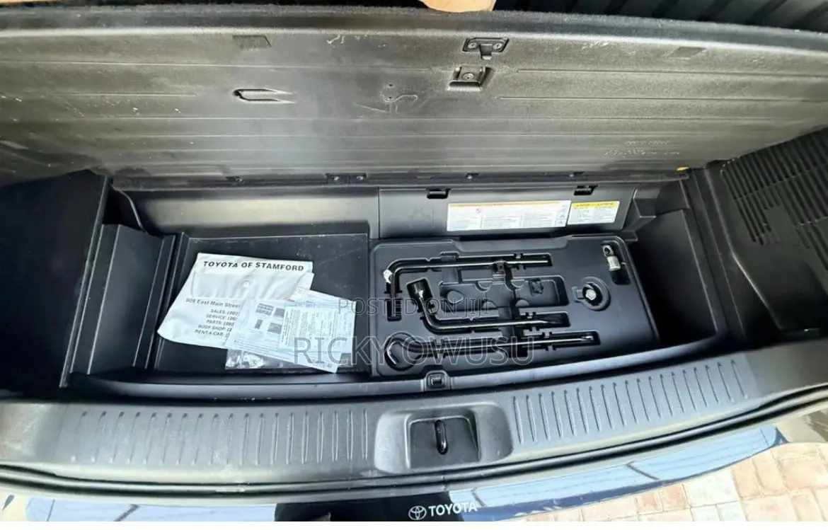 Toyota Highlander XLE 2019 Black