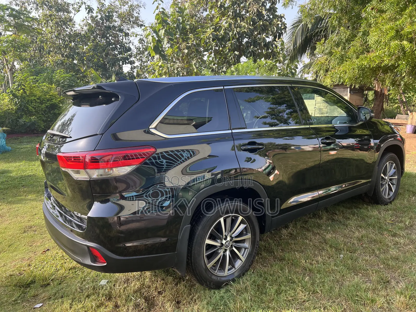 Toyota Highlander XLE 2019 Black