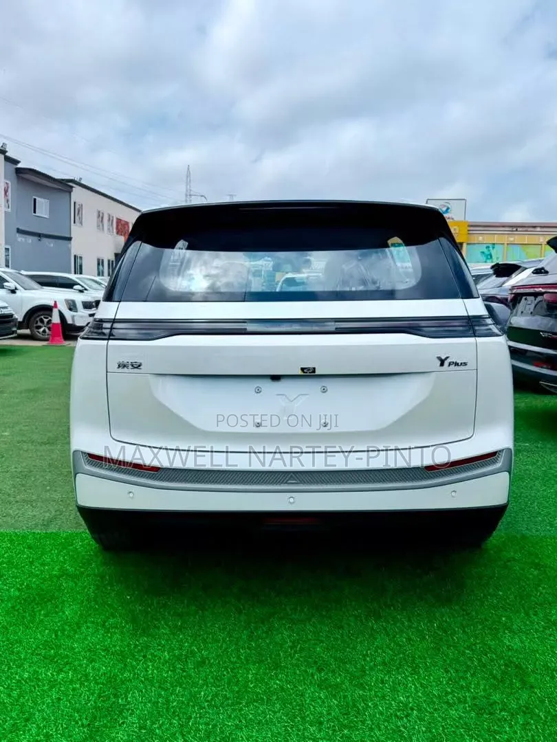 New Aion Y 2026 White