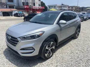 Hyundai Tucson 2016 Silver