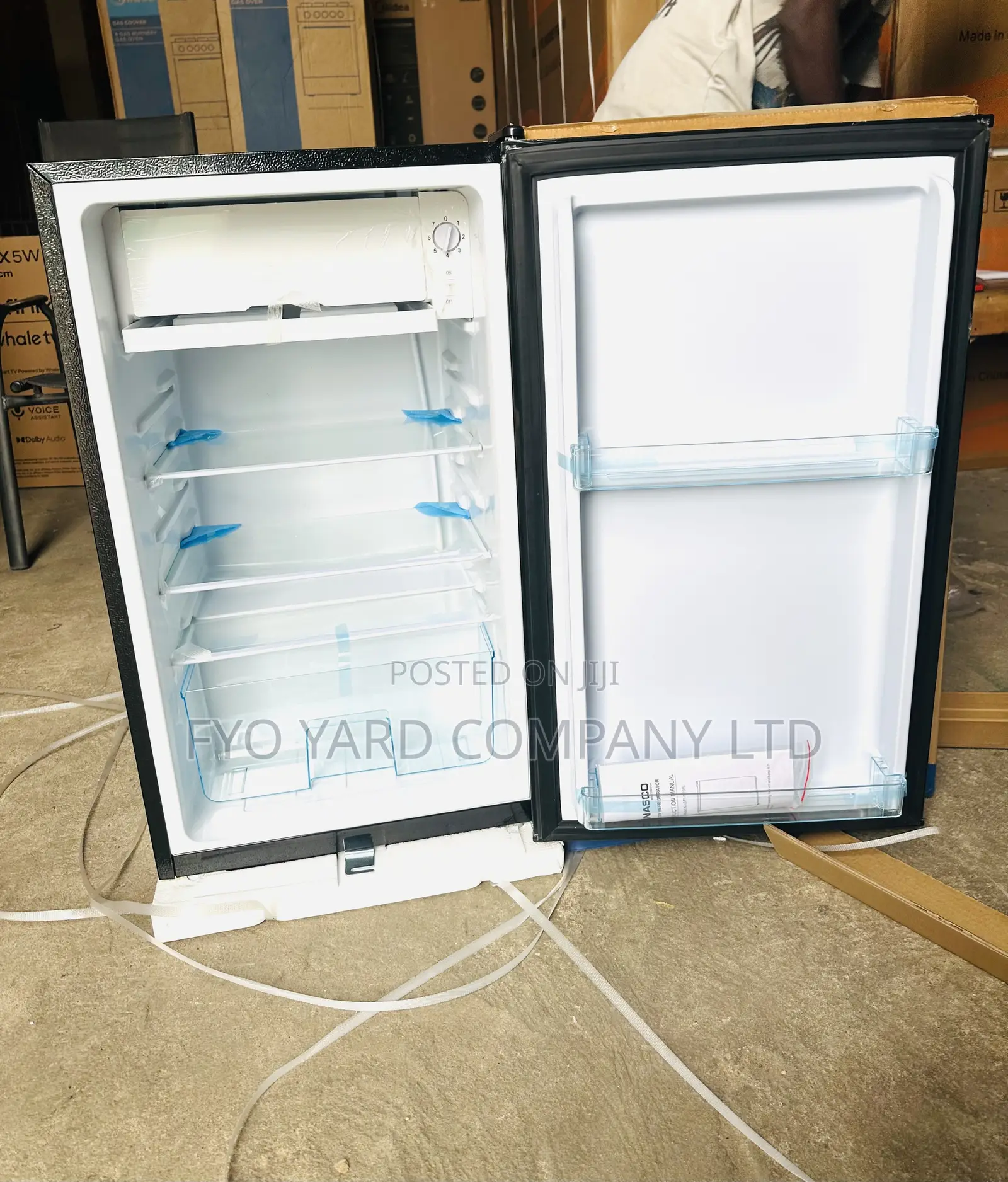 Sleek Design Nasco Fridge and Freezer 92liters Table Top
