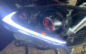 Toyota Corolla 2004,2005,2006,2007,2008,2009 LED/Touring Headlight