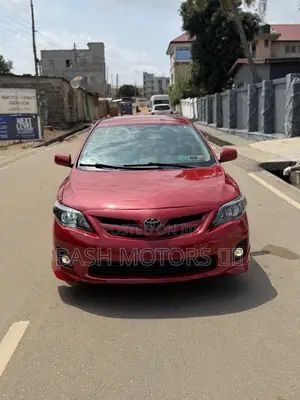Toyota Corolla S 4dr Sedan (1.8L 4cyl 4A) 2013 Red