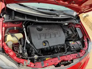 Toyota Corolla S 4dr Sedan (1.8L 4cyl 4A) 2013 Red